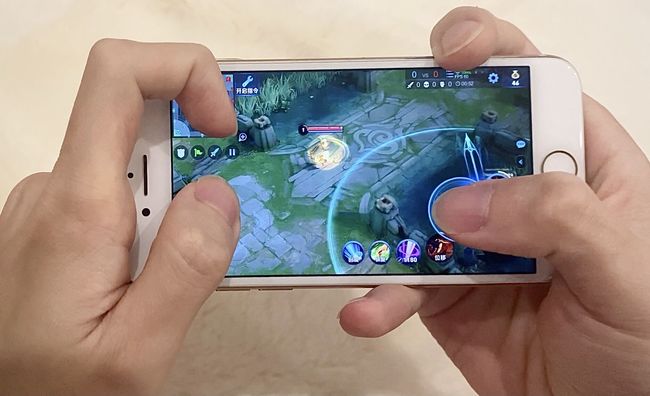 王者怎么拉三指操作