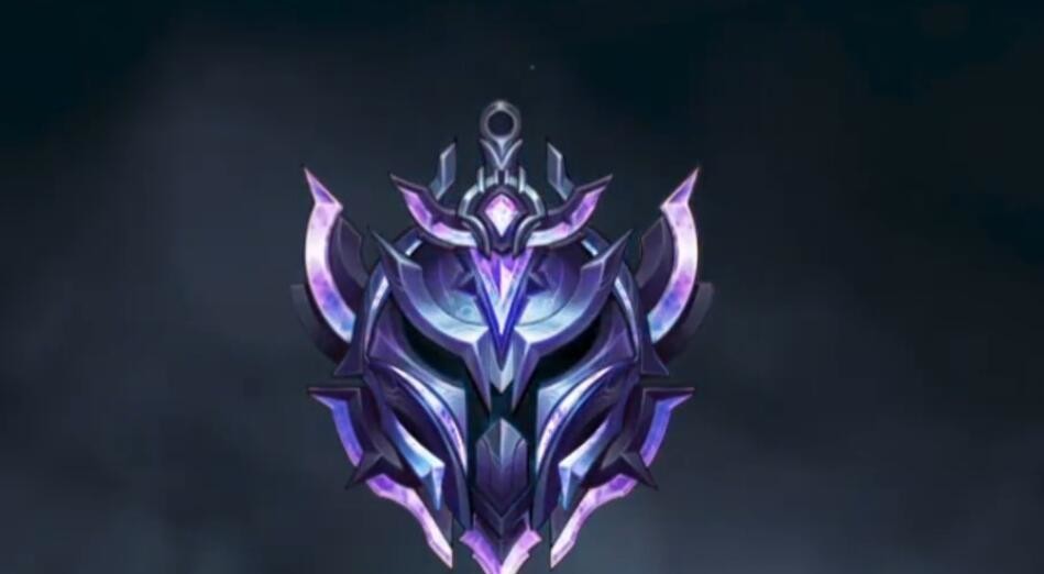 英雄联盟的段位顺序是什么_英雄联盟中的段位顺序是怎样的？