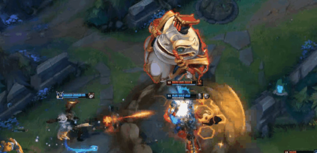 LOL哪个英雄容易选到大虫子大招_LOL中哪些英雄更容易被大虫子技能击中