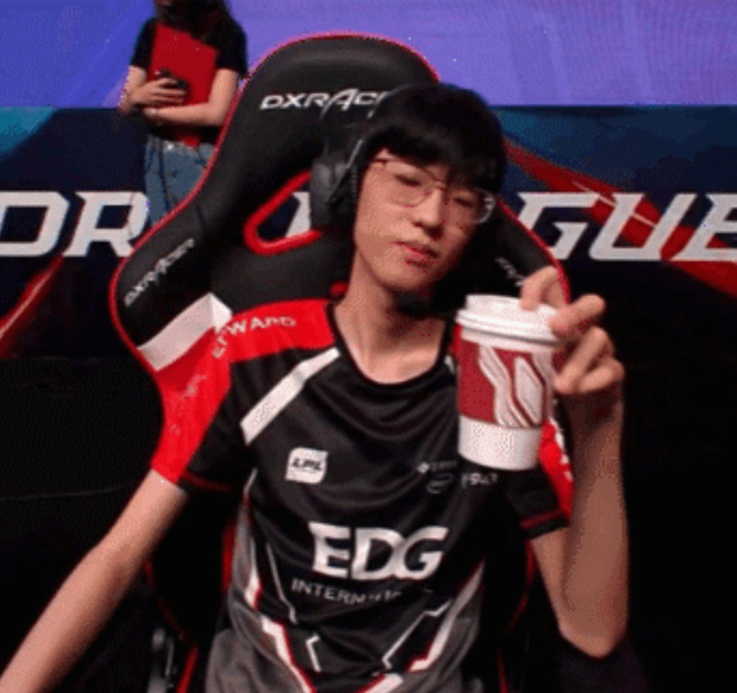 LOLjiejie被叫做什么打野