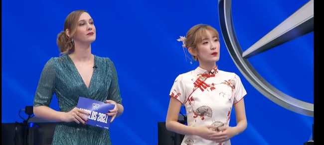 英雄联盟总决赛翻译是谁