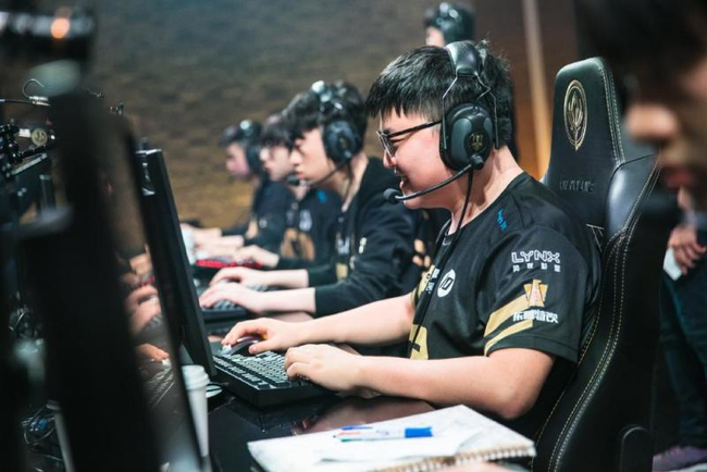 英雄联盟cjb是什么意思_解读LOL玩家常用的“CJB”缩写含义