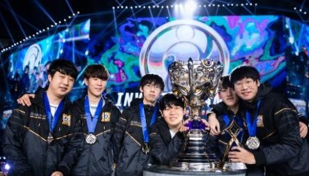 英雄联盟s8是哪一年