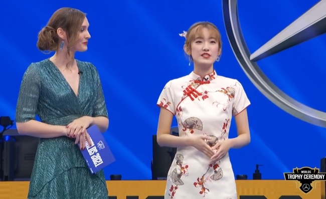 LOL全球总决赛翻译是谁_英雄联盟1全球总决赛翻译