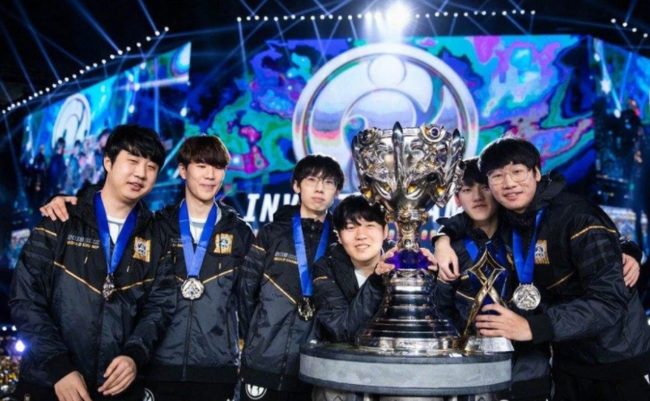 英雄联盟历届s赛决赛比分有哪些_英雄联盟历届S赛决赛比分回顾