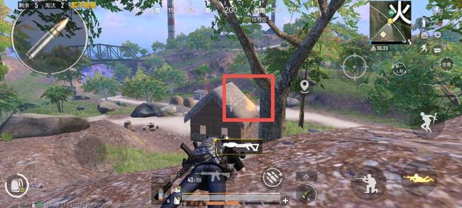 和平精英手游怎么烧茅草屋_用什么方法可以在和平精英游戏中烧毁茅草屋