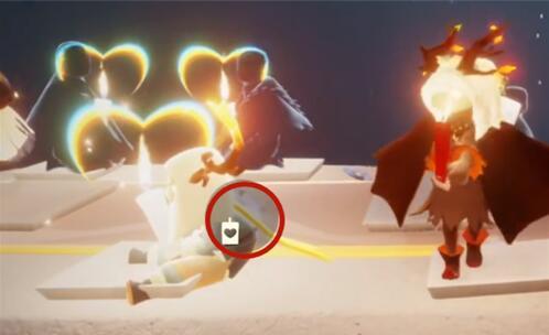 光遇手游老奶奶怎么举白蜡烛_光遇手游老奶奶如何举起白蜡烛