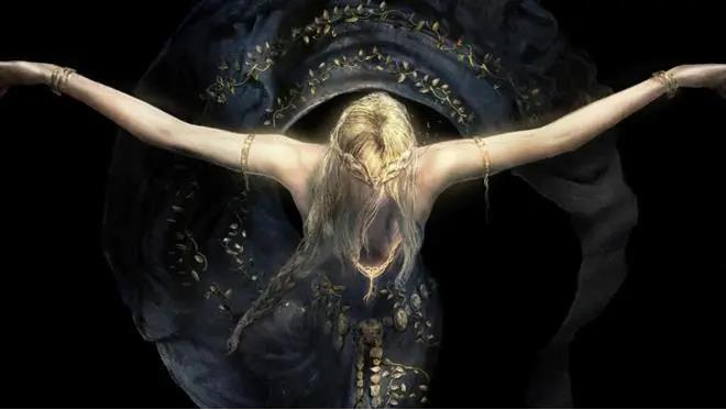 老头环玛丽卡为什么被吊在黄金树内