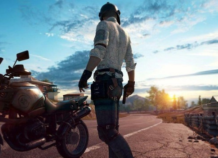 绝地求生倒计时结束就卡住怎么解决