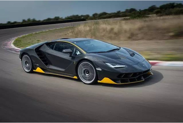 地平线4百年牛是哪个