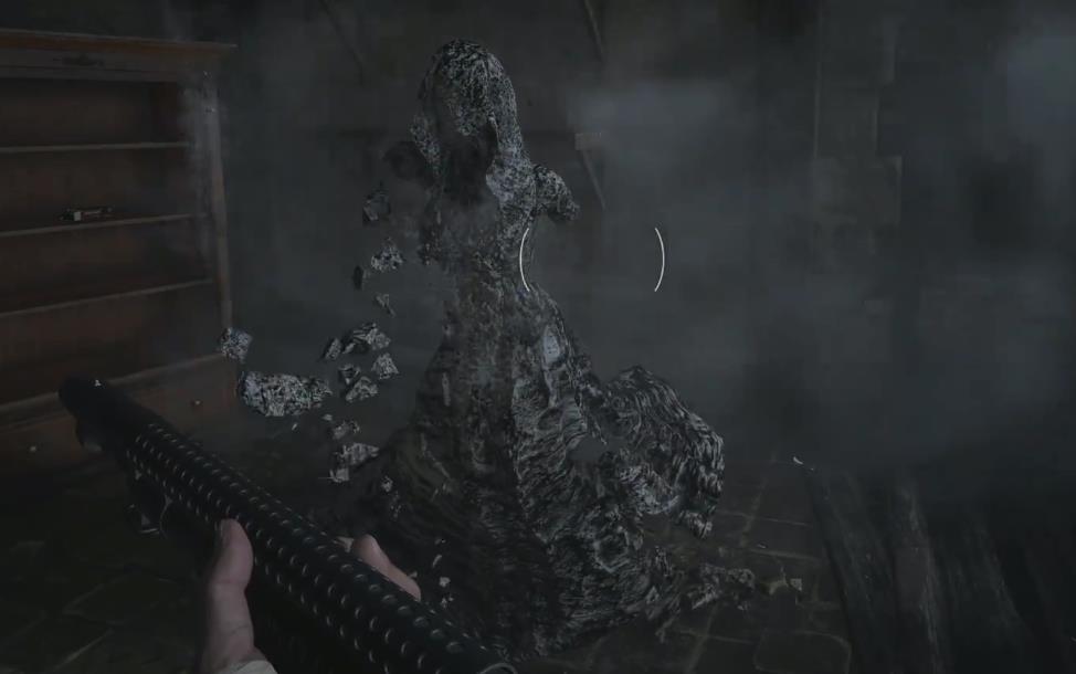 生化危机8虫子女怎么打 生化危机8虫子女新攻略方案