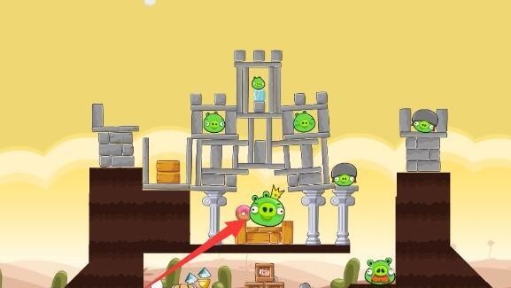 愤怒的小鸟要打败的是什么